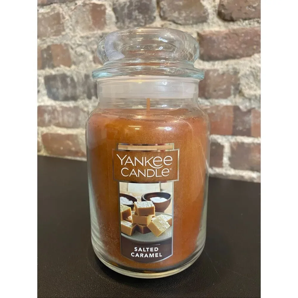 YANKEE CANDLE • Salted Caramel • 22 OZ • Single Wick